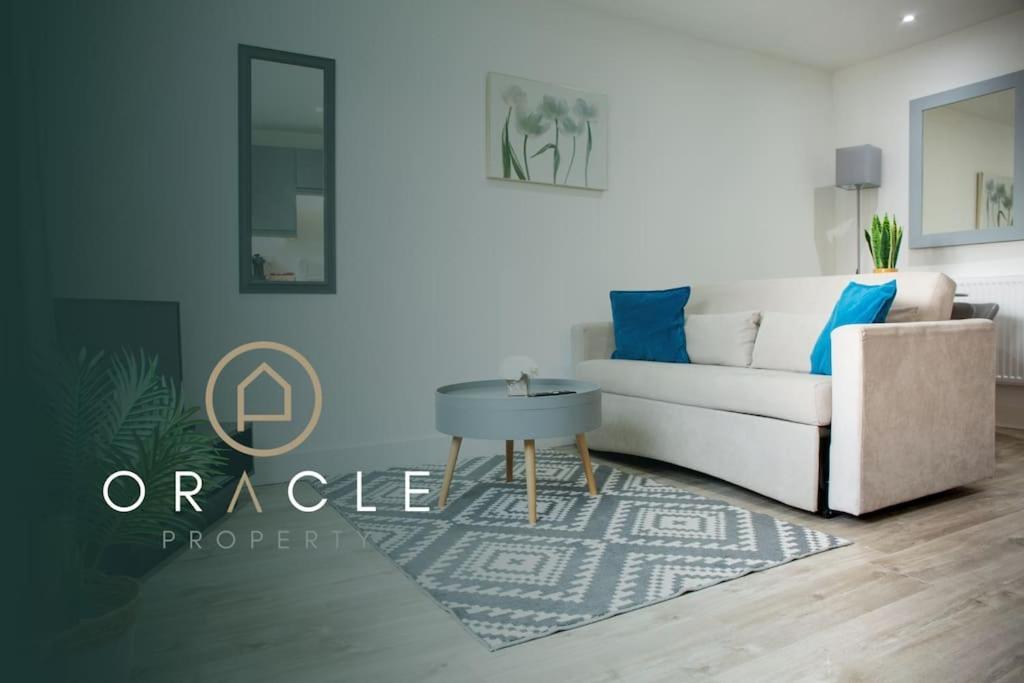 Bridge House - Free Parking Apartment *